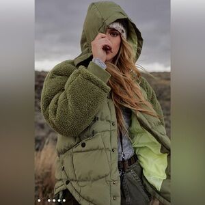 Anthropologie Pilcro Swing Puffer Jacket. Oversized Green Warm XS